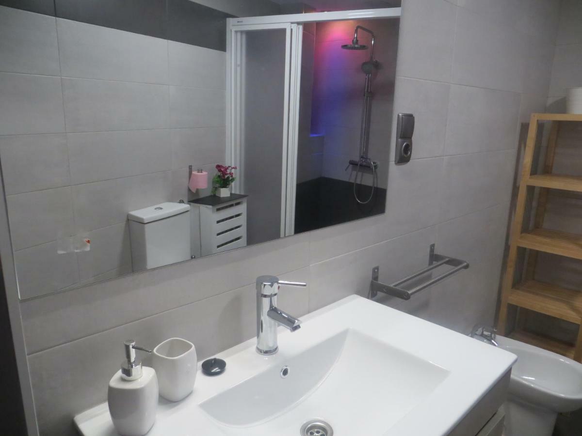 Catedral Lujo Parking Gratis Apartment กรานาดา ภายนอก รูปภาพ
